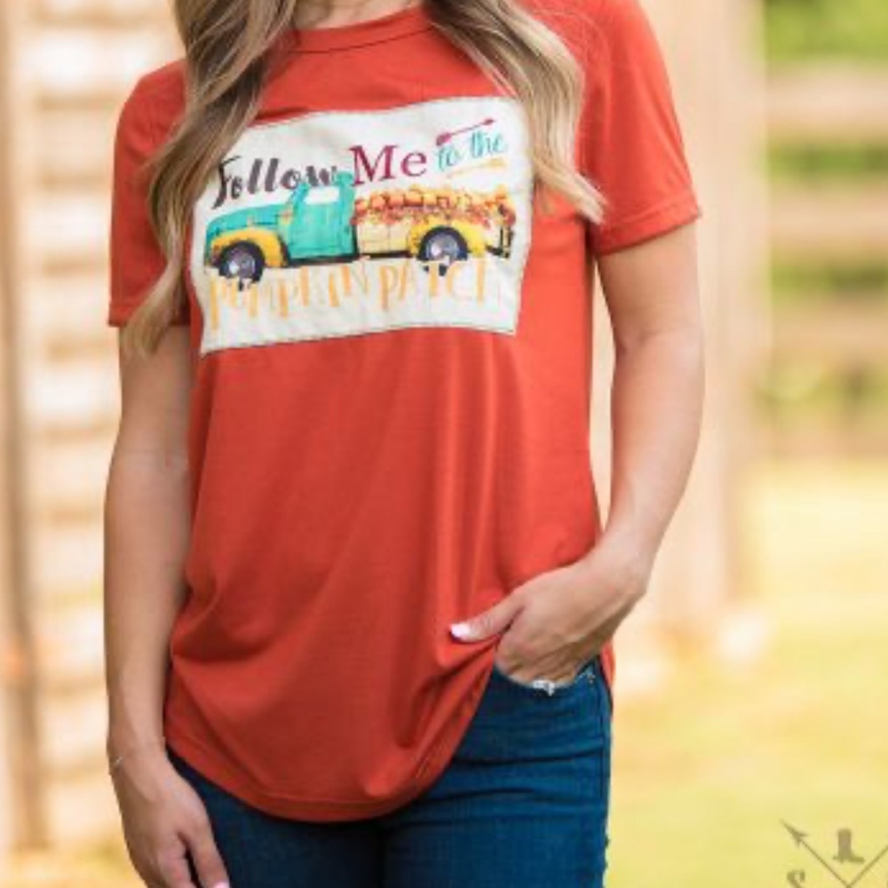 Wanderer by Southern Grace Size XL Follow Me to the Pumpkin Patch Orange Shirt